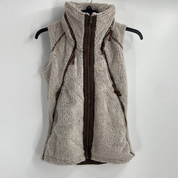 Kuhl fuzzy flight vest - Picture 2 of 7